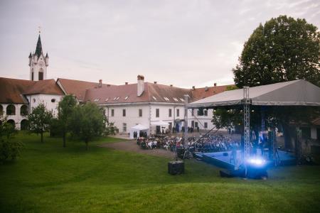 Župan Matej Slapar ob dnevu državnosti »Ko narod stoji odločno, z vero v svoje vrednote in pravice, postane nepremagljiv.«  (82)